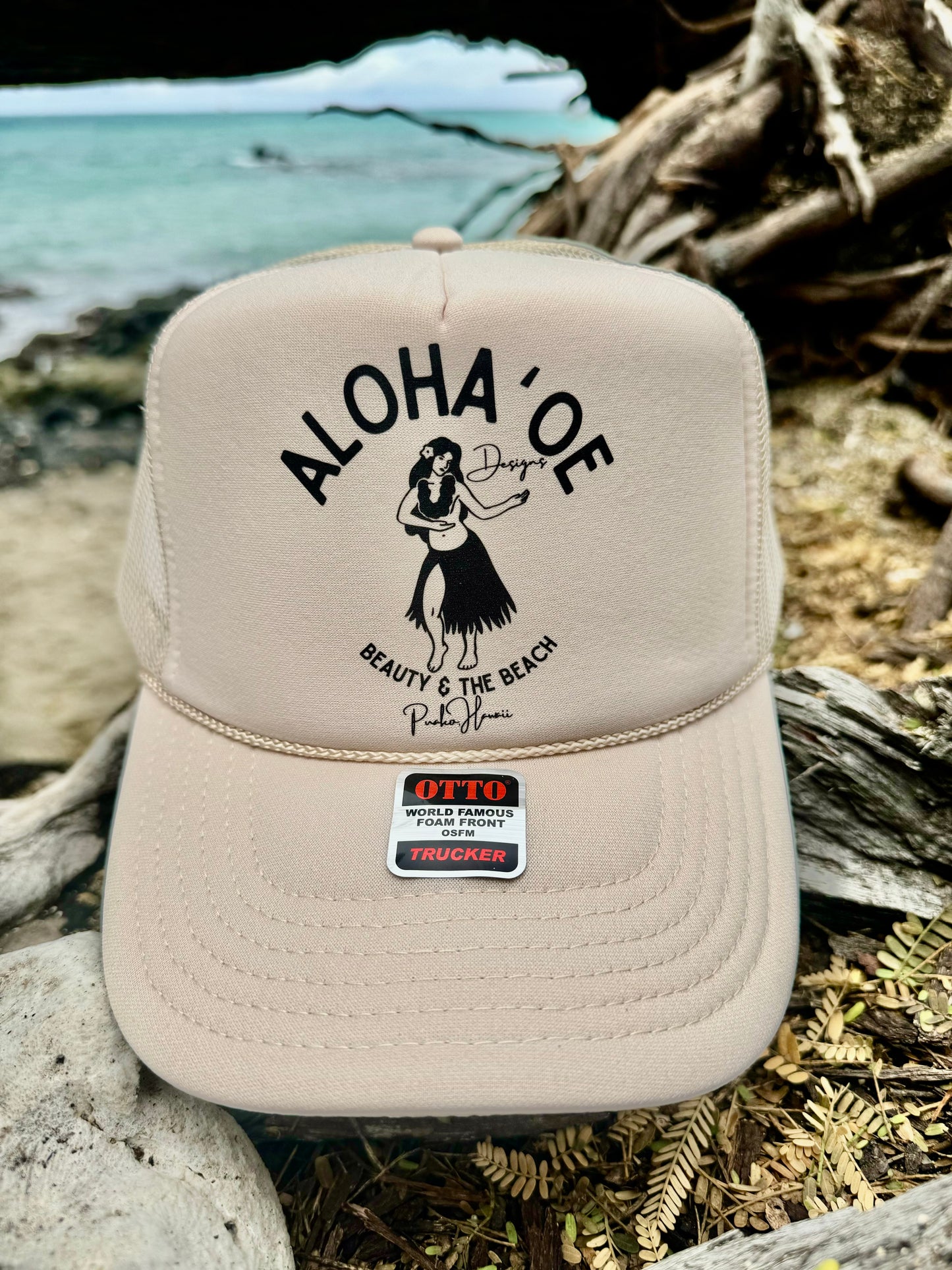 Beauty & the Beach by Aloha ‘Oe Designs