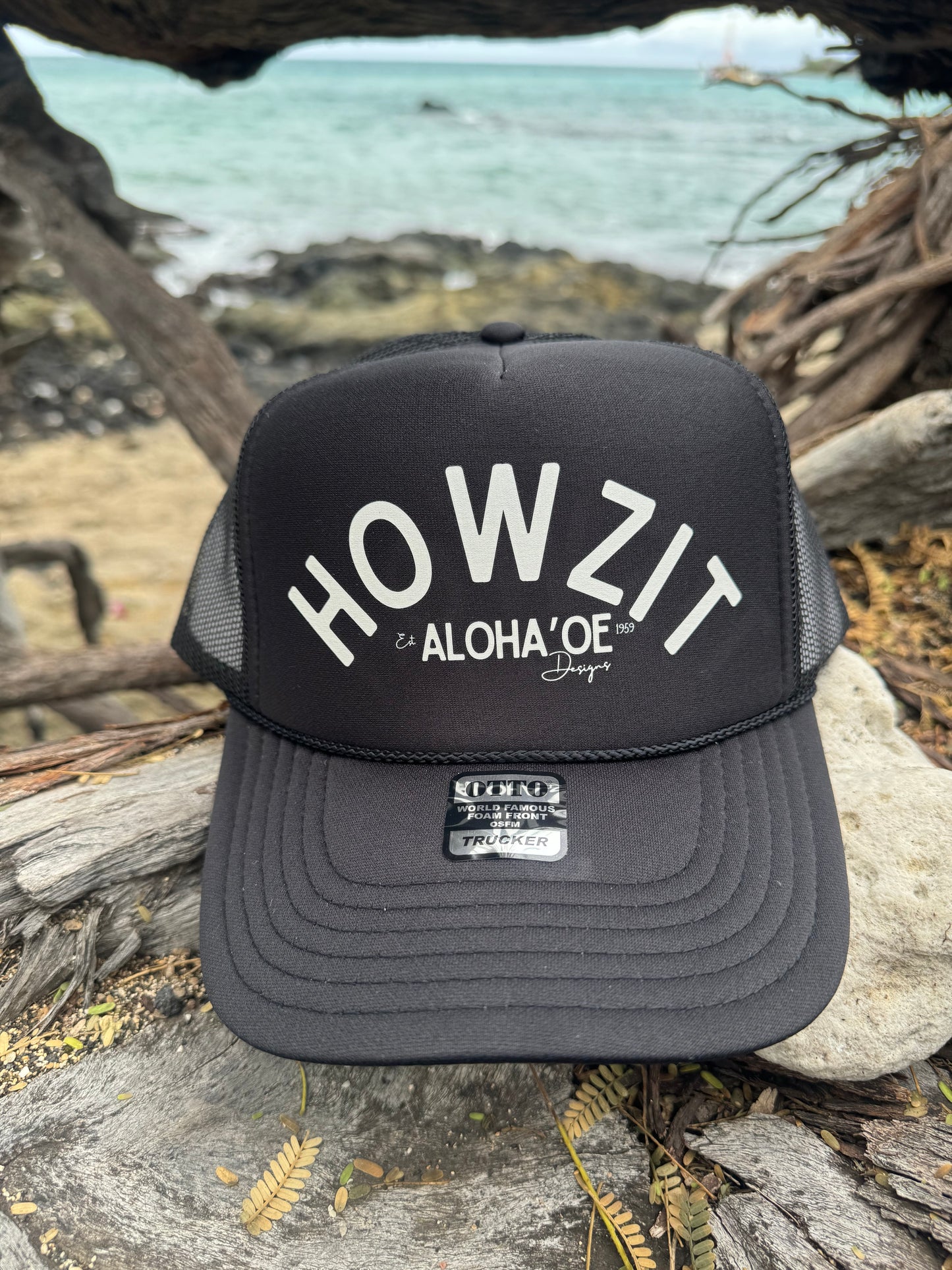 Howzit Aloha ‘Oe Trucker Hat