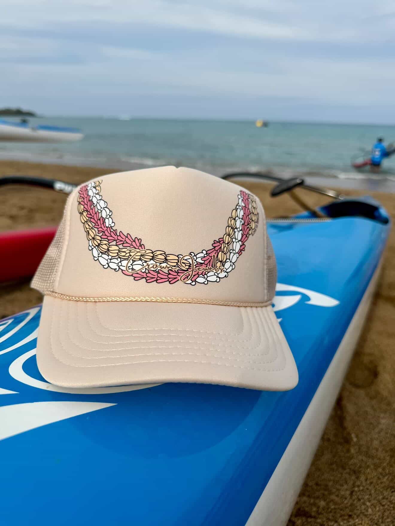 Crown Jewels—Crown flower lei pāpale