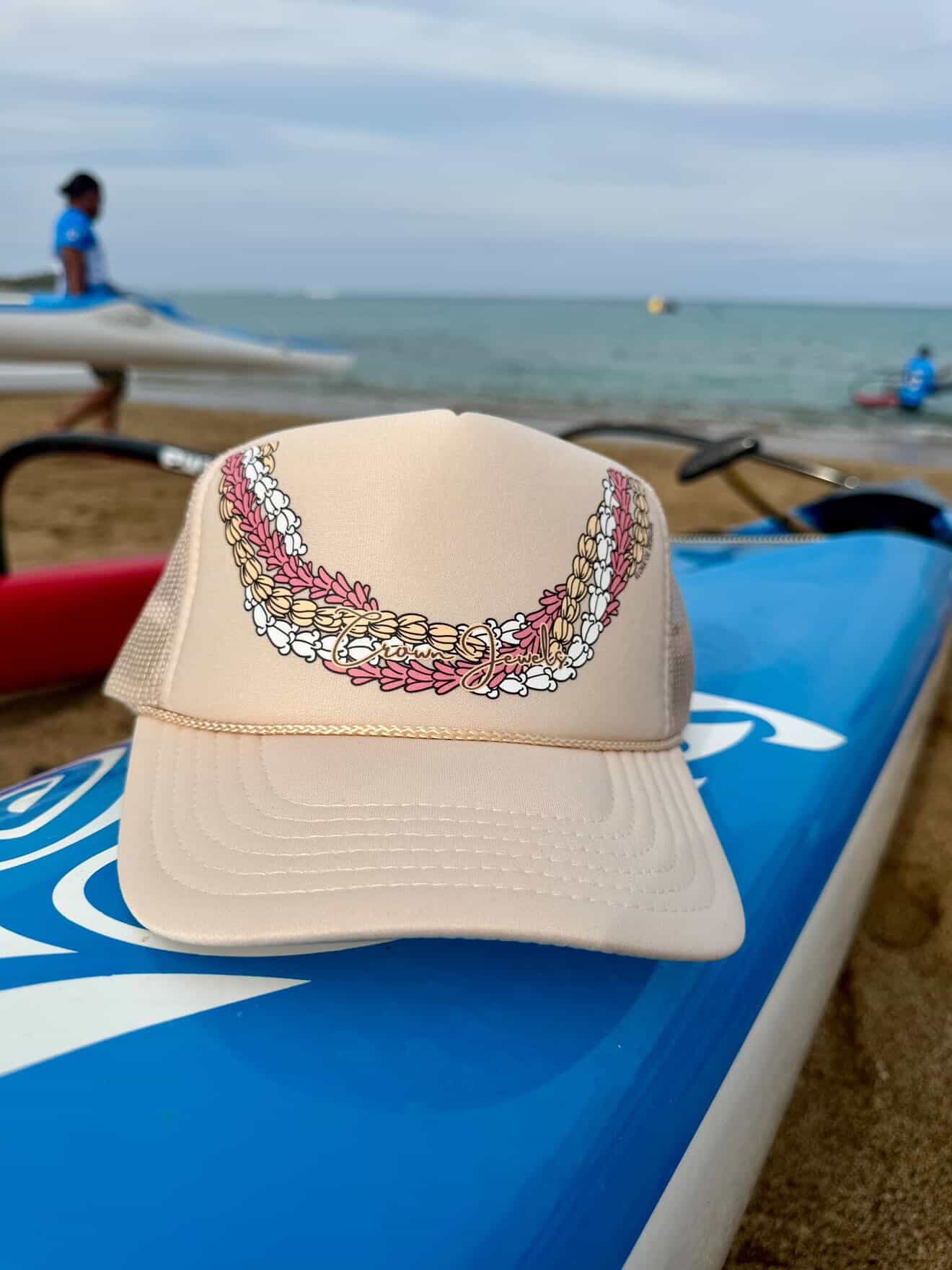 Crown Jewels—Crown flower lei pāpale